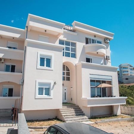 Vera Apartments Ulcinj Zewnętrze zdjęcie